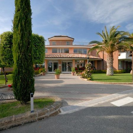 Villaggio Turistico La Cecinella 마리나디세시나 외부 사진