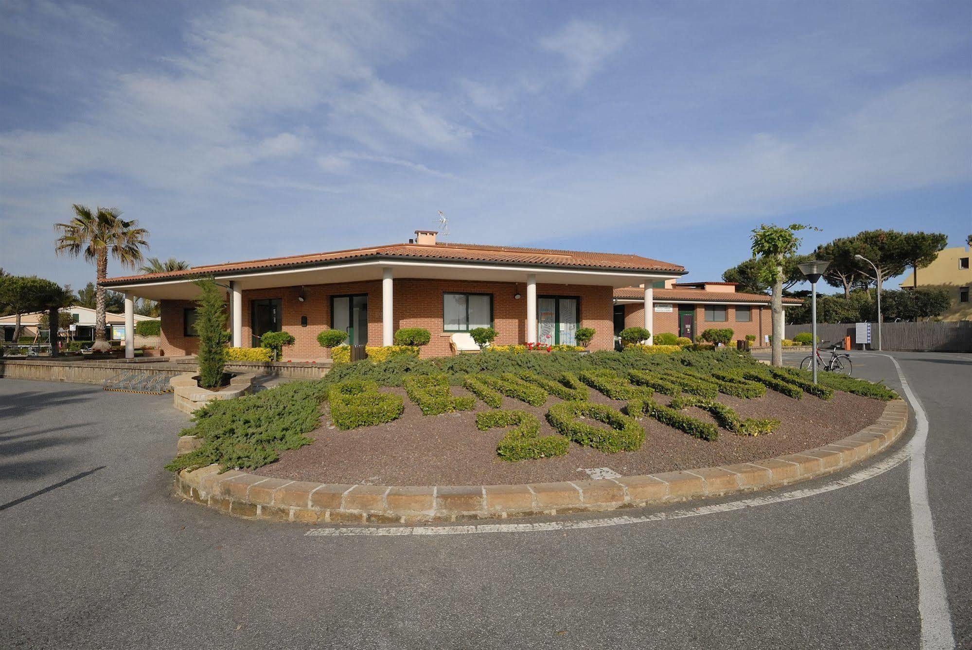 Villaggio Turistico La Cecinella 마리나디세시나 외부 사진