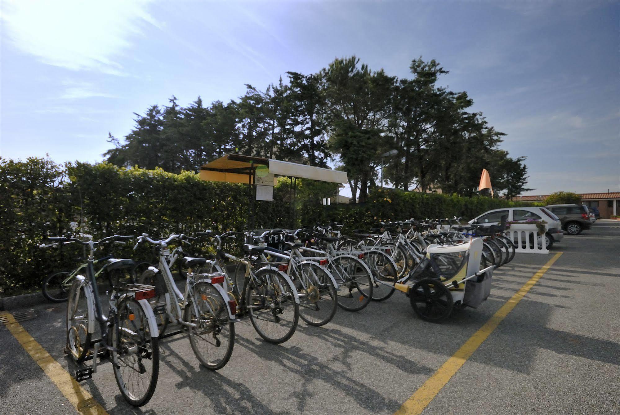 Villaggio Turistico La Cecinella 마리나디세시나 외부 사진