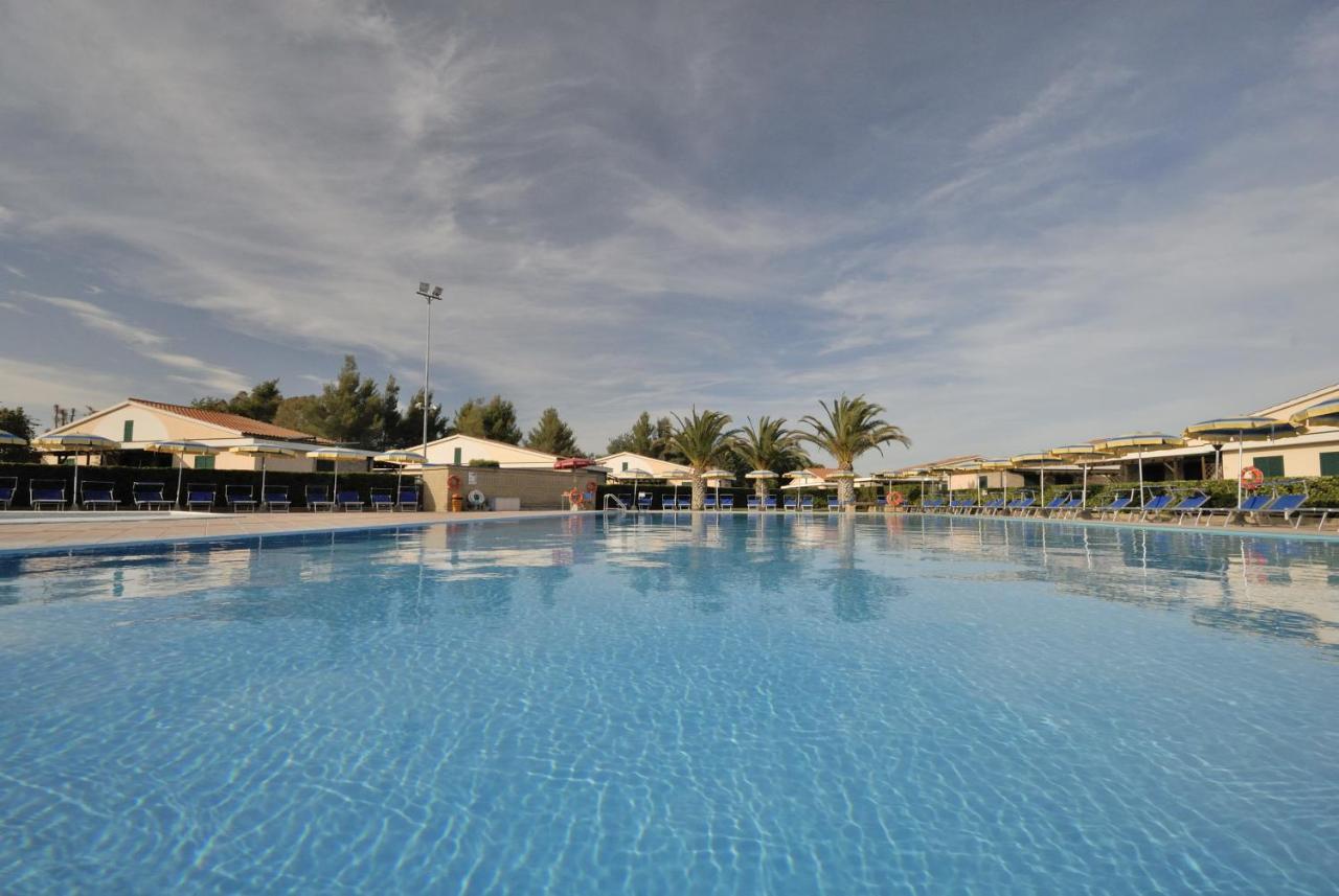 Villaggio Turistico La Cecinella 마리나디세시나 외부 사진