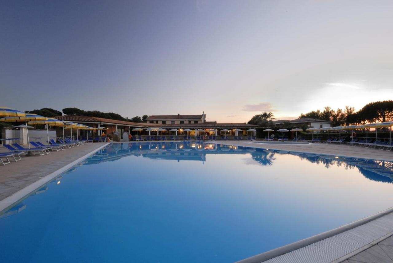 Villaggio Turistico La Cecinella 마리나디세시나 외부 사진