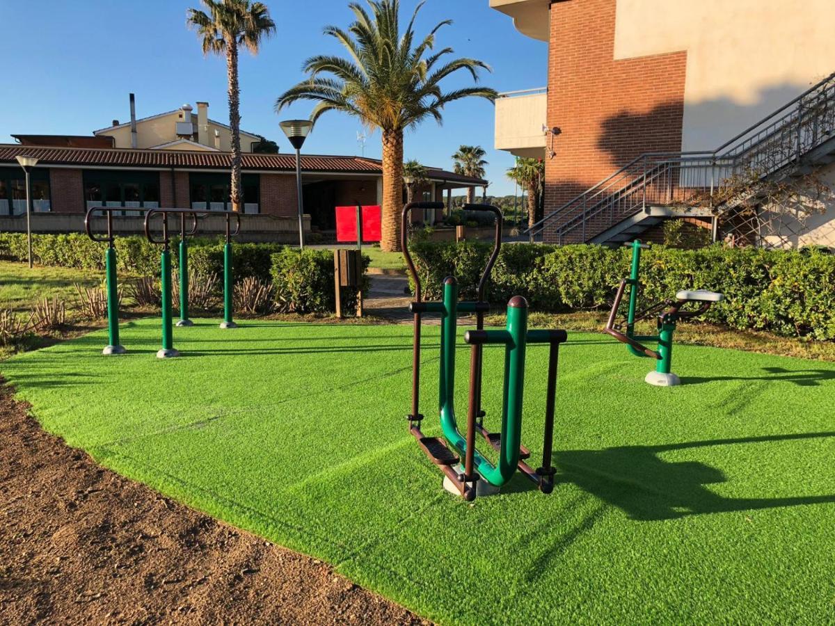 Villaggio Turistico La Cecinella 마리나디세시나 외부 사진